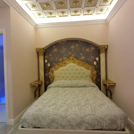 Impero Vaticano Bed and Breakfast 4*