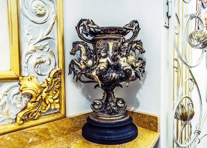 Impero Vaticano Bed & Breakfast 4*